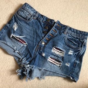 Forever 21 distressed shorts